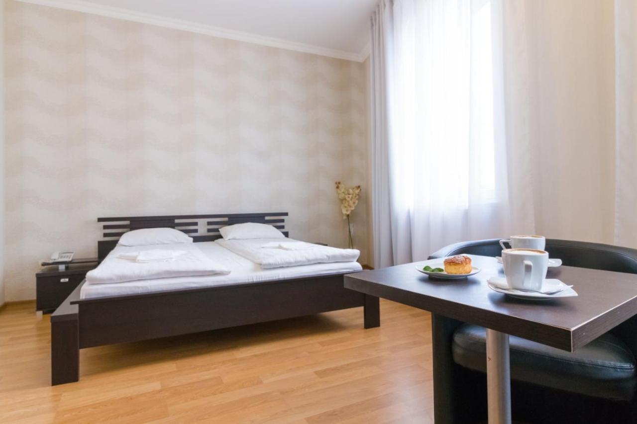 Orhideya Panzió Lviv Kültér fotó