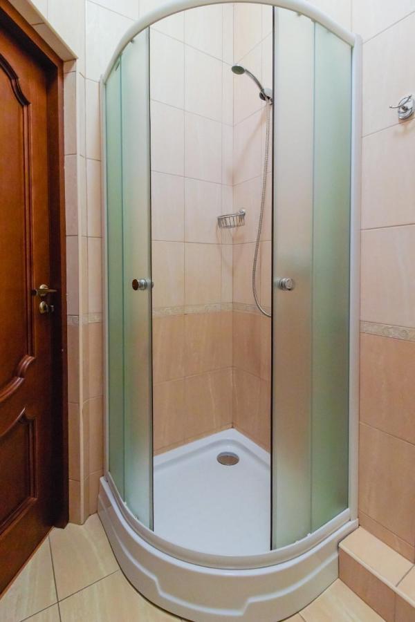 Orhideya Panzió Lviv Kültér fotó